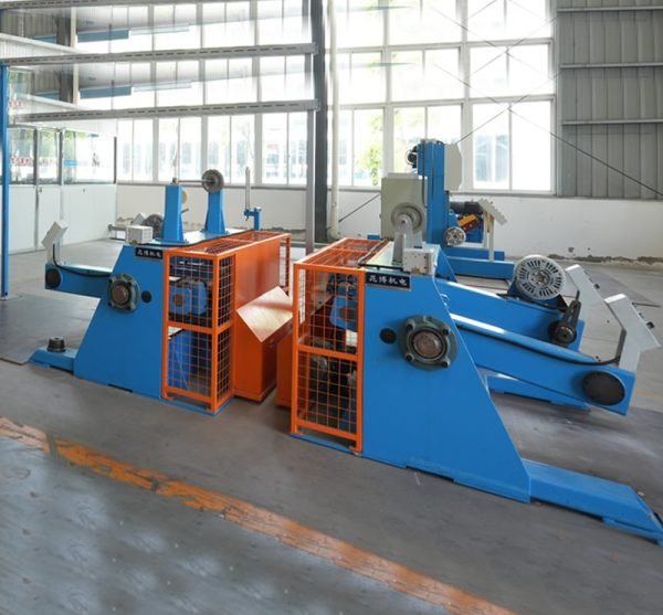 630-1250 Single-station shaftless pay-off machine